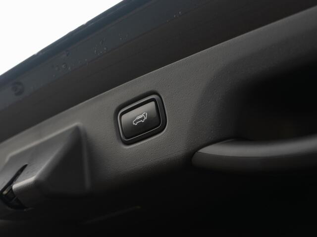 KIA e-Niro EV DynamicPlusLine 64.8 kWh Schuifdak | Leder | LED | Stuur + Stoelverwarming | Navigatie l PDC l Carplay