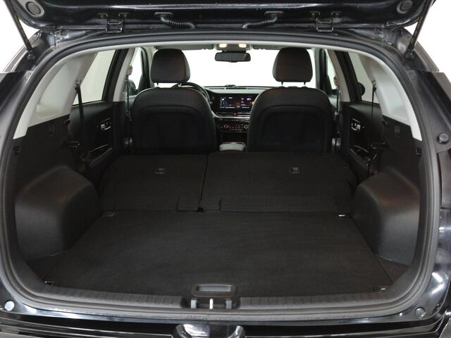 KIA e-Niro DynamicPlusLine 64 kWh | Camera | Dode Hoek Sensor | Navigatie | Adaptive Cruise Control | Stoel & Stuurverwarming |