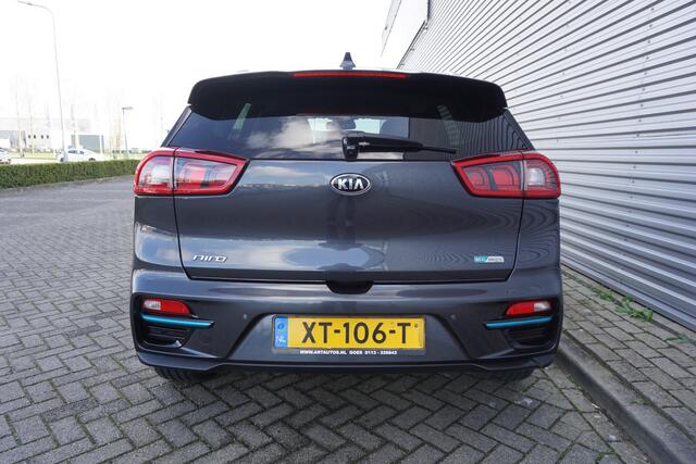KIA e-Niro ExecutiveLine 64 kWh Climate / Navi / Cruise / Leder / Stoelverw. + koeling / DAB / SOH 94% / NAP