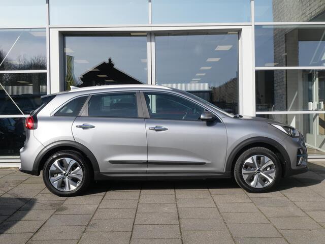 KIA e-Niro Edition 64 kWh | 3 Fase | Trekhaak |