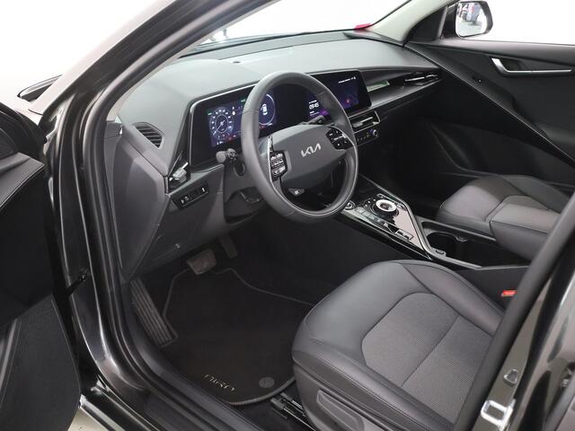 KIA e-Niro EV Light Advanced 64.8 kWh | Stoel / Stuurwielverwarming | Navigatie | Parkeercamera | Cruise Control Adaptief |