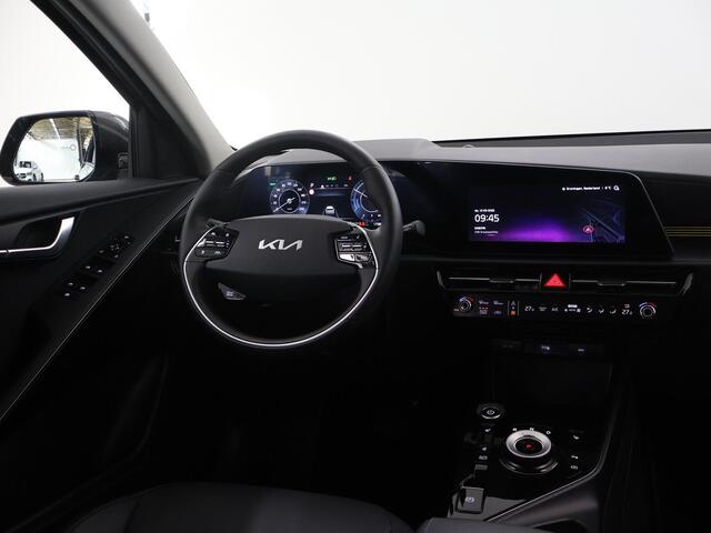 KIA e-Niro EV Light Advanced 64.8 kWh | Stoel / Stuurwielverwarming | Navigatie | Parkeercamera | Cruise Control Adaptief |