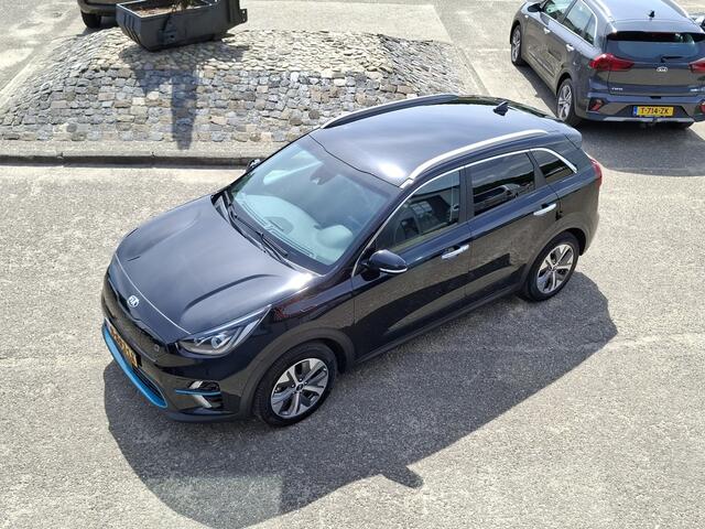 KIA e-Niro ExecutiveLine 64 kWh ADAPT CRUISE CAMERA JBL SOUND MEMORY STOEL LEER LED NAVI ECC