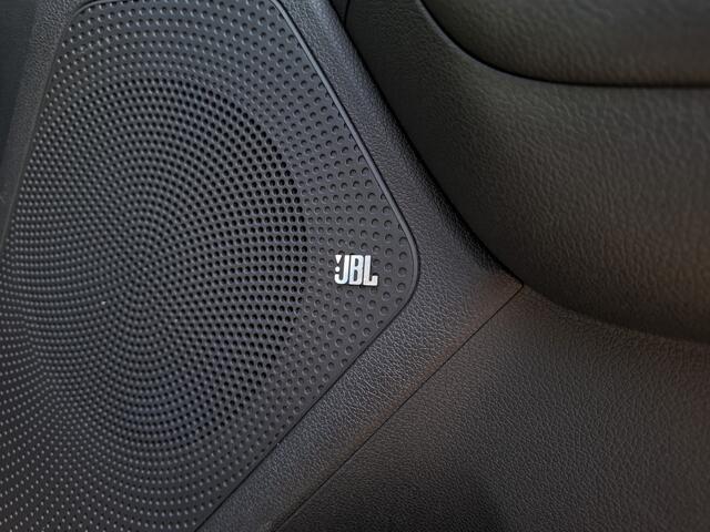 KIA e-Niro ExecutiveLine 64 kWh ADAPT CRUISE CAMERA JBL SOUND MEMORY STOEL LEER LED NAVI ECC