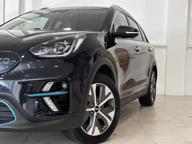 KIA e-Niro ExecutiveLine 64 kWh | Volledig dealeronderhouden | 100% SOH | JBL | Hoge instap |