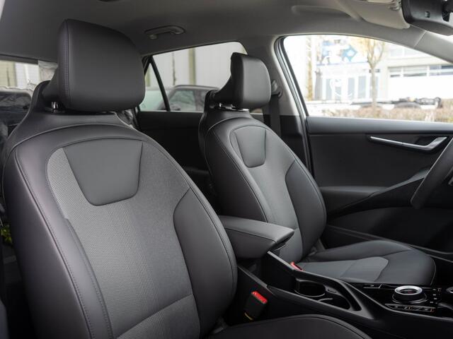 KIA e-Niro EV Light Advanced 64.8 kWh | Uit voorraad leverbaar | Navigatie | Carplay | Adapt. Cruise | Climate | Keyless | Camera