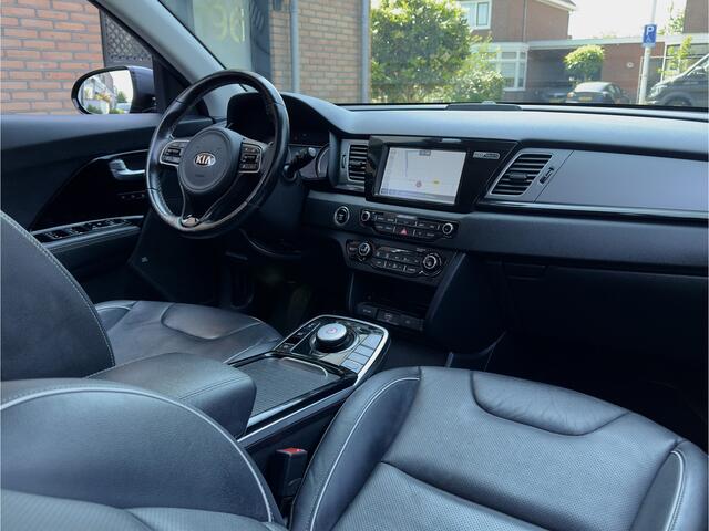 KIA e-Niro EXECUTIVE 64 KWH AUTOM. VOL-LEDER NAVI CAMERA AIRCO LED LMV PDC