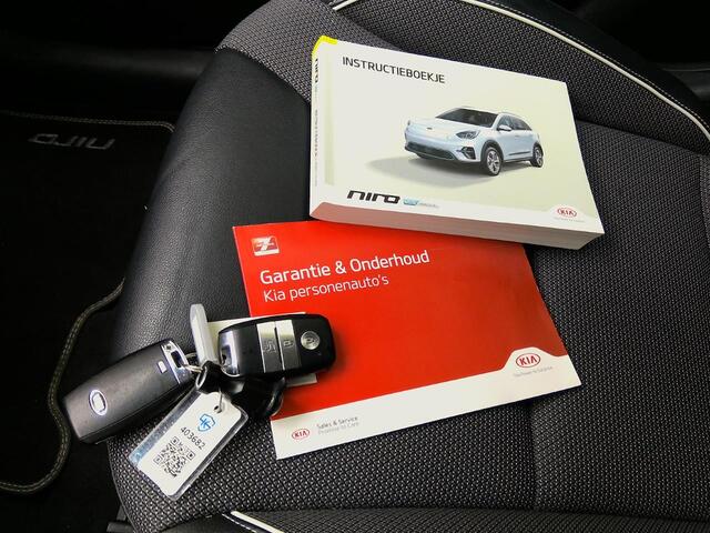 KIA e-Niro DynamicLine 64 kWh 3-Fase | Leder/Stof | Andriod Auto | Apple carplay