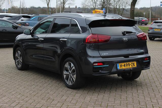 KIA e-Niro ExecutiveLine 64 kWh / SoH 91% / Warmtepomp / Trekhaak / Camera / Leder / Keyless / Stoelventilatie / Navigatie / Dodehoek / DAB / Cruise Control