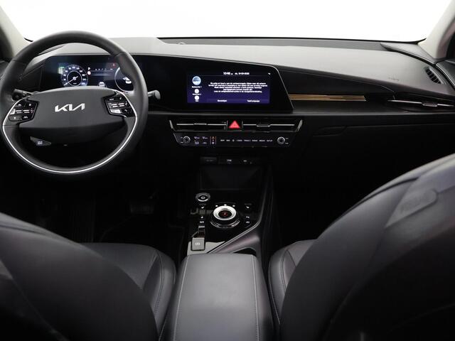 KIA e-Niro EV Plus 64.8 kWh | SOH 99% | Schuif / Kanteldak | Stoel/Stuurwielverwarming | Elektr. Achterklep | Led Koplampen | Sfeerverlichting |