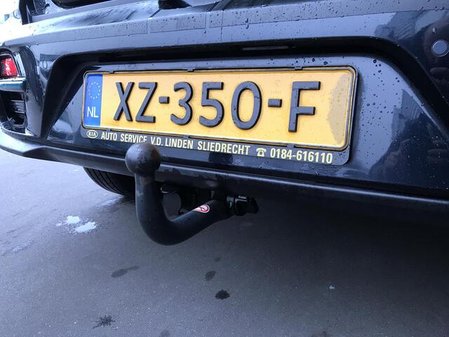 KIA e-Niro ExecutiveLine 64 kWh 100% SOH Trekhaak Dealer OH