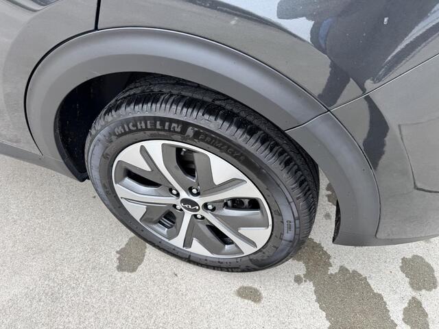 KIA e-Niro Edition 64 kWh 3-fase| NW geleverd & Onderhouden | Stoel&Stuurverw.| Privacyglass | Keyless