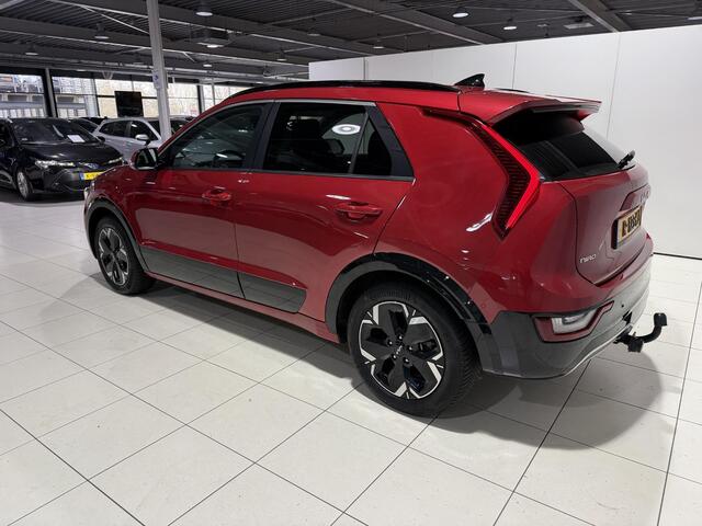 KIA e-Niro EV ExecutiveLine 64.8 kWh Trekhaak, NL Auto, schuif kantel dak, Stoel en Stuur verwarming.