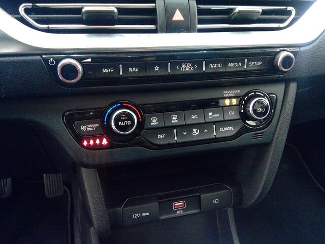 KIA e-Niro Edition 64 kWh 3-Fase | Leder/Stof | SOH 100% | Andriod Auto | Apple carplay