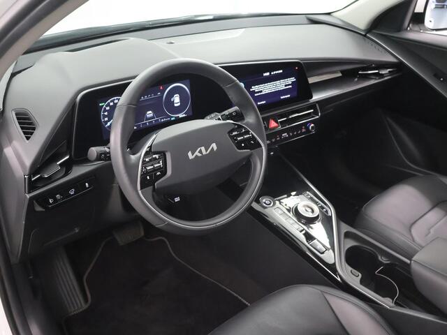 KIA e-Niro EV DynamicPlusLine 64.8 kWh | Trekhaak | Panoramadak | Stoel/Stuurwielverwarming | Head-Up Display | Dodehoek detectie |