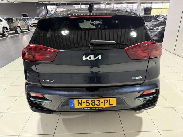 KIA e-Niro ExecutiveLine 64 kWh Stoel en Stuur verwarming, Schuif kantel dak, Apple Carplay/Android Auto.