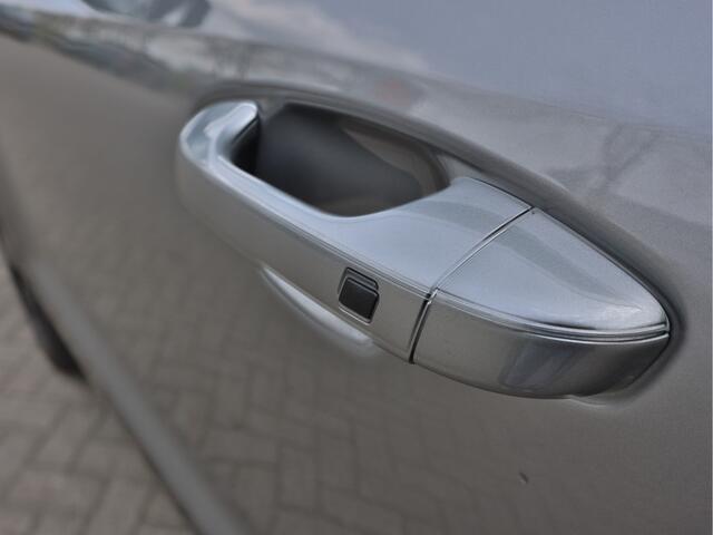 KIA e-Niro EV DynamicPlusLine 64.8 kWh | Navigatie | Camera | Stoel/Stuurverwarming | Parkeersensoren | Tot 10 jaar garantie |