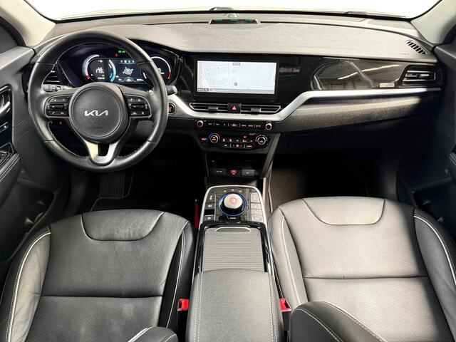 KIA e-Niro ExecutiveLine 64 kWh I SOH 100% I Leder I Schuifdak I Adaptive Cruise