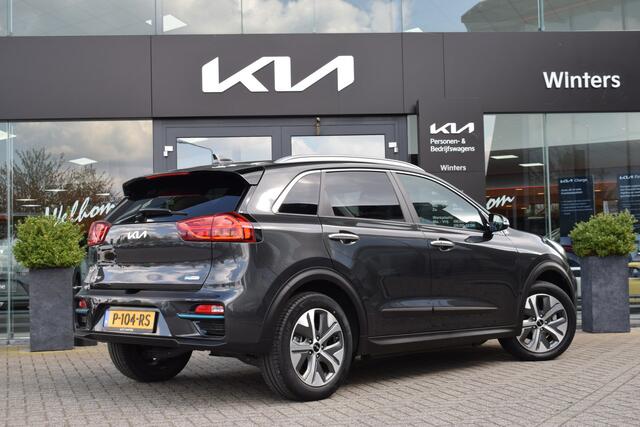 KIA e-Niro DynamicPlusLine 64 kWh | Schuif/Kantel dak | Navigatie | Adaptieve cruise Control | Tot 10Jr. Kia-Garantie |