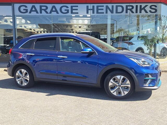 KIA e-Niro DynamicPlusLine 64 kWh | SOH: 94,7% | Schuifdak | Trekhaak | LED | Adaptive CC | Navi | Climate | Leder-Stof |