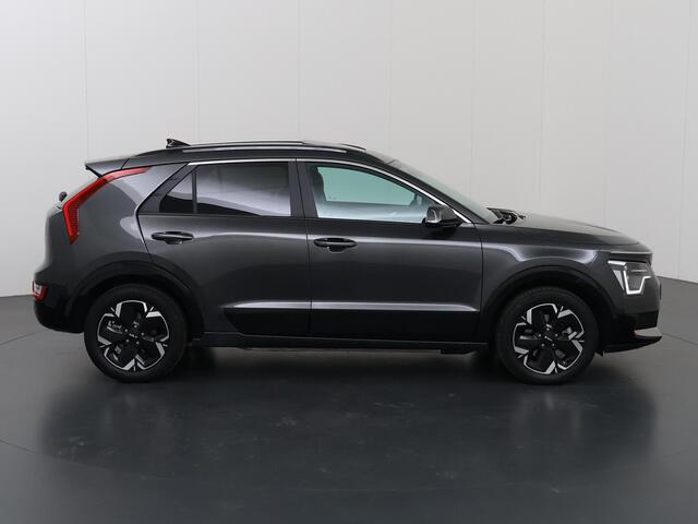 KIA e-Niro EV Plus 64.8 kWh | Schuif / Kanteldak | Stoel/Stuurwielverwarming | Elektr. Achterklep | Led Koplampen | Sfeerverlichting |