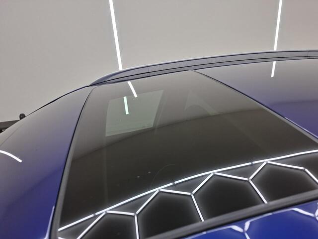 KIA e-Niro ExecutiveLine 64 kWh | Leder | Schuif kanteldak SOH 100% | Andriod Auto | Apple carplay | Navigatie | Warmtepomp