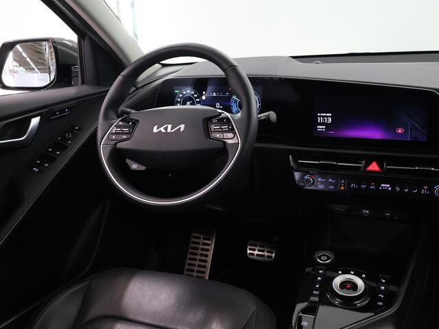 KIA e-Niro EV ExecutiveLine 64.8 kWh | Panoramadak | Harman/kardon audio | Stoelventilatie | Remote smart Parking | Elektrisch verstelb. bestuurdersstoel met geheugen |