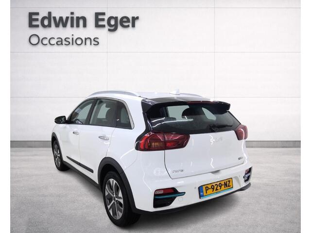 KIA e-Niro DynamicLine 64 kWh | Apple Carplay/Android | Warmtepomp | 100% SOH | Cruise control adaptie | Navi