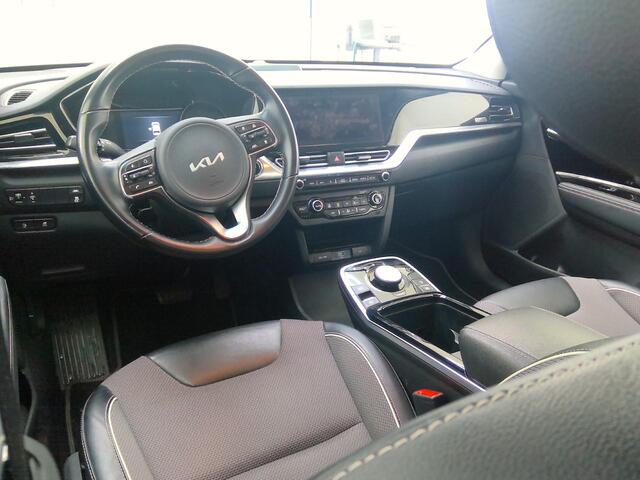KIA e-Niro DynamicLine 64 kWh | Apple Carplay/Android | Warmtepomp | 100% SOH | Cruise control adaptie | Navi