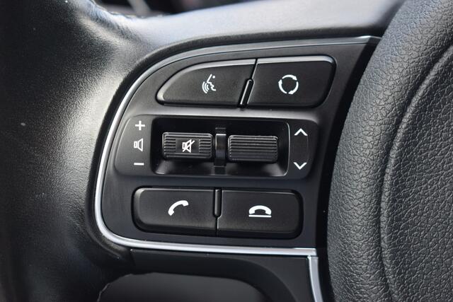 KIA e-Niro ExecutiveLine 64 kWh | Schuif/ Kanteldak | Memory | Stoelventilatie | Adaptieve Cruise | JBL-Audio |