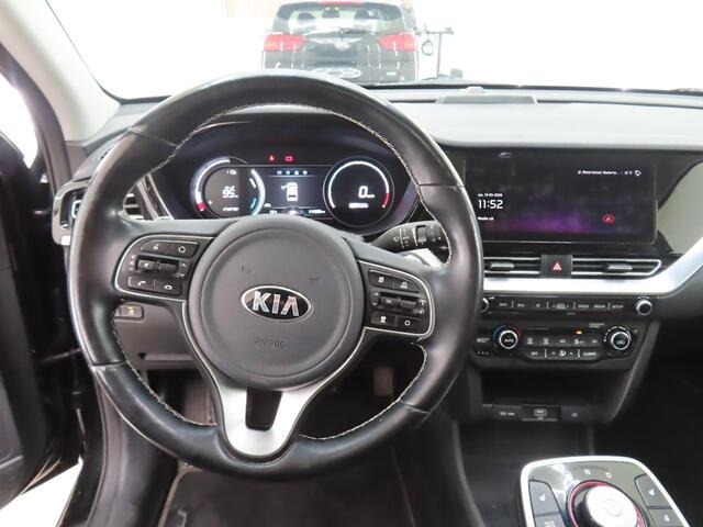 KIA e-Niro DynamicPlusLine 64 kWh | SOH 100% | 3 Fase laden | Schuif/kanteldak | Half Leder | Andriod Auto | Apple carplay | Navigatie