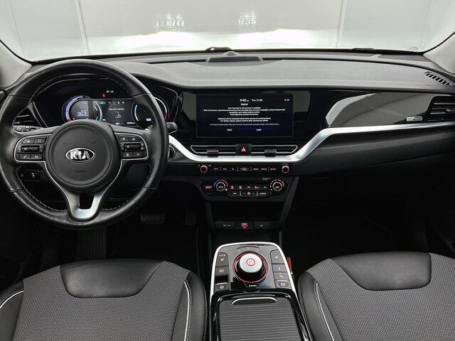 KIA e-Niro DynamicPlusLine 64 kWh | Schuifdak | Stoelverwarming | Navigatie | Camera |