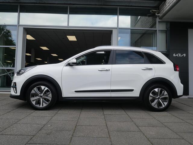 KIA e-Niro DynamicPlusLine 64 kWh | SOH 96,1% | Camera | Dakraam | Adaptief | Navi |