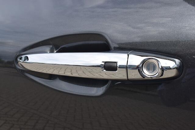 KIA e-Niro ExecutiveLine 64 kWh | Memory | Stoelverkloeling + Verwarming | Schuif/kantel Dak |