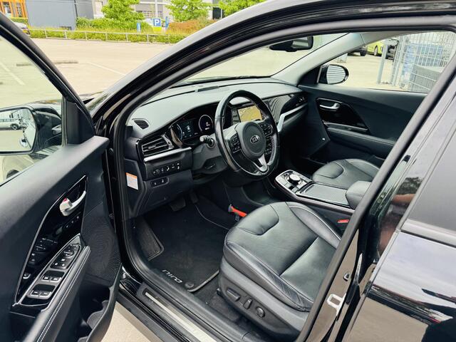 KIA e-Niro ExecutiveLine 64 kWh Sunroof | Stoelverw + Koeling | JBL