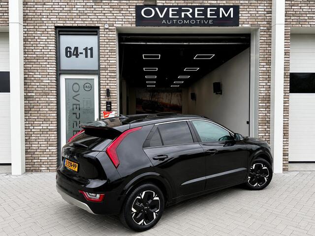 KIA e-Niro EV Dynamic PlusLine 64.8 kWh 204PK | Pano | Head Up | Leder int. | Stoel/Stuur verwarming | Achteruitrijcamera | Apple Carplay | Sfeerverlichting | Origineel NL