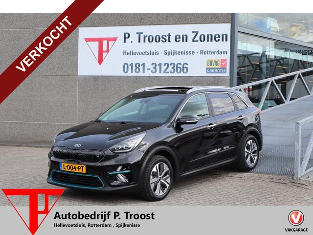 KIA e-Niro ExecutiveLine 64 kWh 100% SOH Panoramadak ! Adaptieve cruise control/Stoelverwarming+Verkoeling/Stuurverwarming/Memory seats/JBL Sound/Achteruitrijcamera/Climate control/Apple carplay |Lane assist