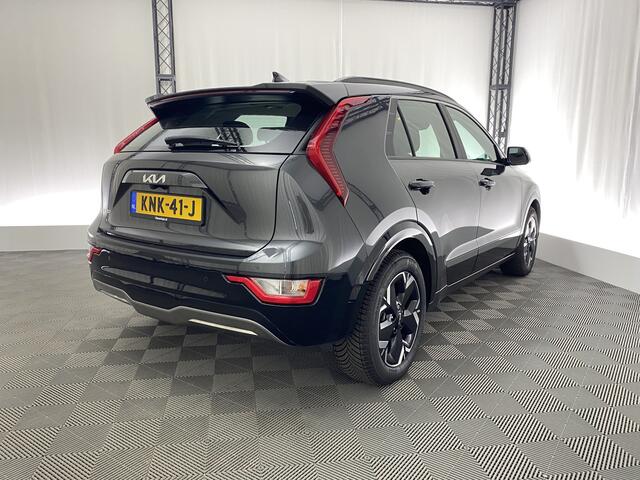 KIA e-Niro EV Edition Advanced 64.8 kWh Apple carplay | Camera | Navi | Adaptieve cruise | Stoel- en stuurverwarm.