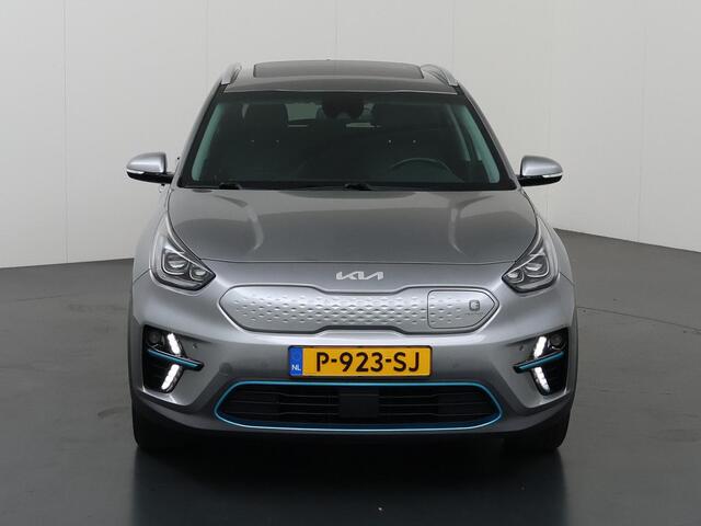 KIA e-Niro DynamicPlusLine 64 kWh | SOH 95% | Schuif/Kanteldak | Stoel/Stuurwielverwarming | Adaptieve Cruise Control | Keyless Go | LED Koplampen | Navigatie |