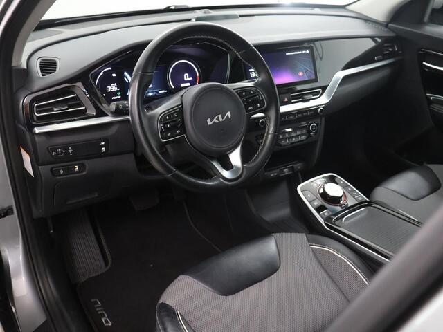 KIA e-Niro DynamicPlusLine 64 kWh | SOH 95% | Schuif/Kanteldak | Stoel/Stuurwielverwarming | Adaptieve Cruise Control | Keyless Go | LED Koplampen | Navigatie |