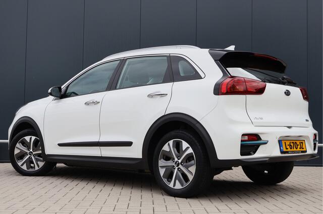 KIA e-Niro DynamicLine 64 kWh | 97% soh! | Keyless | Camera | Adaptieve Cruise Control