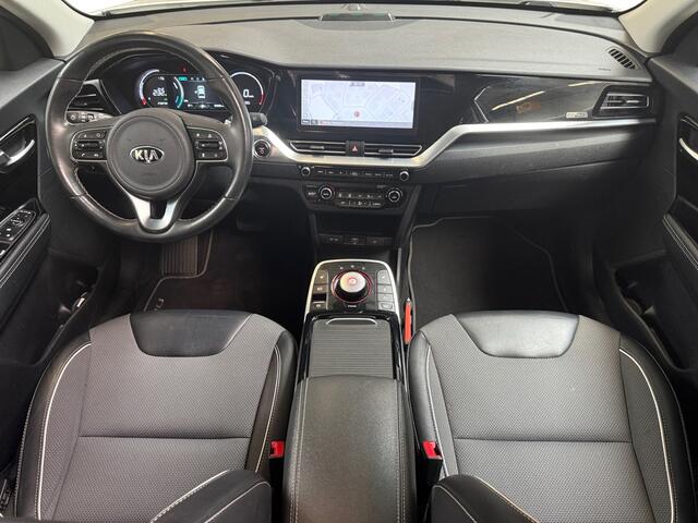 KIA e-Niro DynamicPlusLine 64 kWh I Panoramadak I CarPlay I Camera I Adaptive I Halfleder I