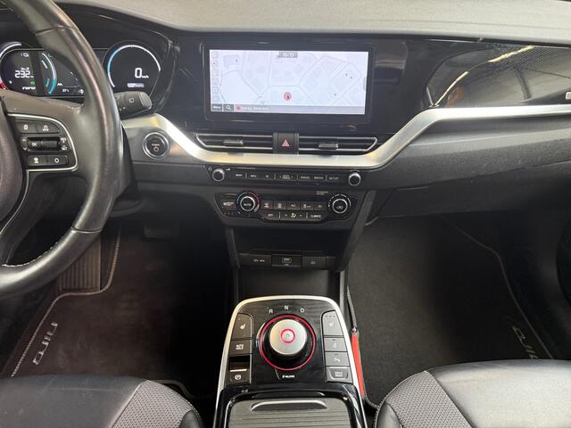 KIA e-Niro DynamicPlusLine 64 kWh I Panoramadak I CarPlay I Camera I Adaptive I Halfleder I
