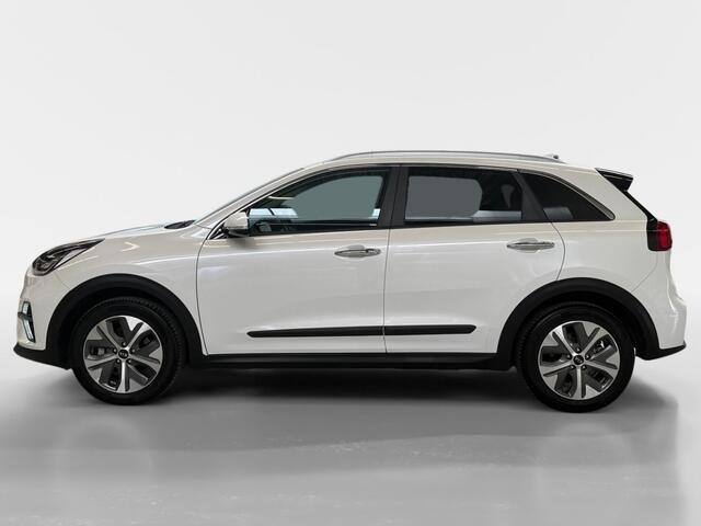 KIA e-Niro DynamicPlusLine 64 kWh I Panoramadak I CarPlay I Camera I Adaptive I Halfleder I