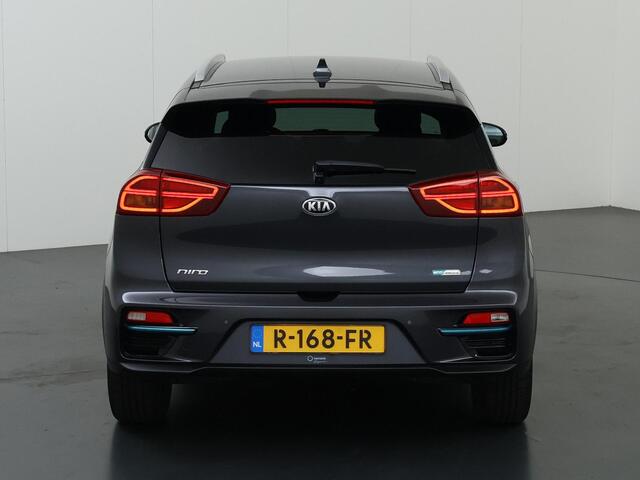 KIA e-Niro ExecutiveLine 64 kWh | Lederen Bekleding | JBL Audio | Dodehoekdetectie | Stoel/Stuurwielverwarming | Stoelventilatie | Elektrisch bedienbare bestuurdersstoel met geheugenfunctie