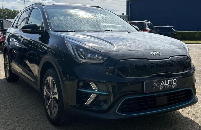 KIA e-Niro DynamicPlusLine 64 kWh 3 Fase | 1e Eigenaar! | NL AUTO | BTW AUTO (PRIJS INCLUSIEF BTW) | PANO | Achteruitrijcamera | Stoelverwarming | Stuurverwarming | 07-2026 Nieuwe Koeling voor de Accu bij de Dealer, Factuur aanwezig |