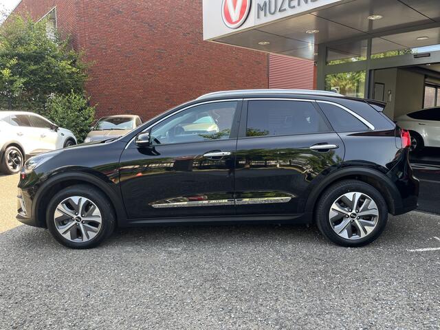 KIA e-Niro EV ExecutiveLine 64.8 kWh // SCHUIF-KANTELDAK // LEDER // ELEK.STOEL+GEHEUGEN // DODEHOEK // JBL // KEYLESS // STOELVERKOELING-VERWARMING //
