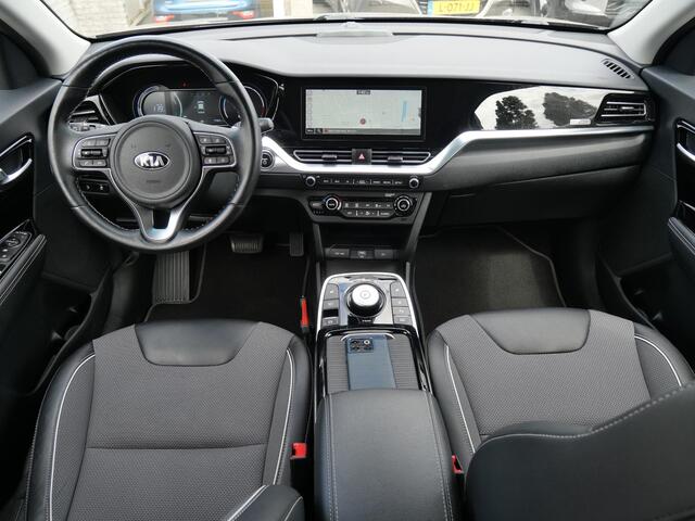 KIA e-Niro DynamicPlusLine 64 kWh | Cruise | Keyless | Navi | Schuif-kanteldak | Stoel-stuurverwarming |