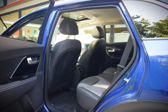 KIA e-Niro DynamicPlusLine 64 kWh |PANO|ACC|3-FASE|NAVIGATIE