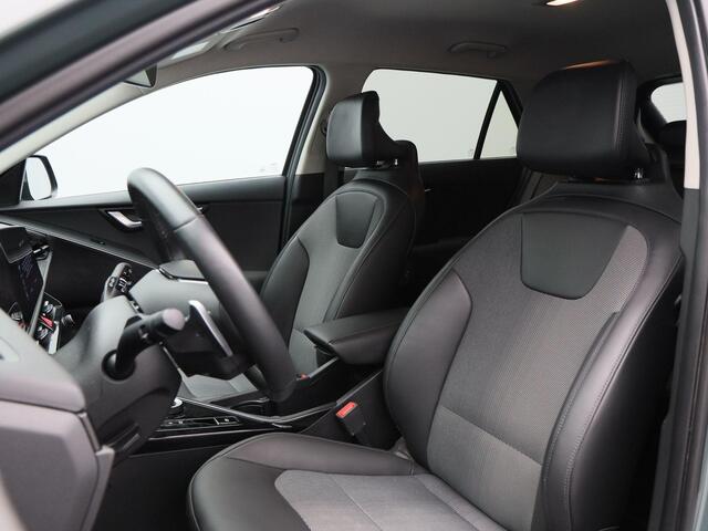 KIA e-Niro EV ComfortLine 64.8 kWh 204 Pk | Trekhaak | Adaptive Cruise | Stoel/Stuurverwarming | Camera | CarPlay | 17 Inch | 96.979 Km !!